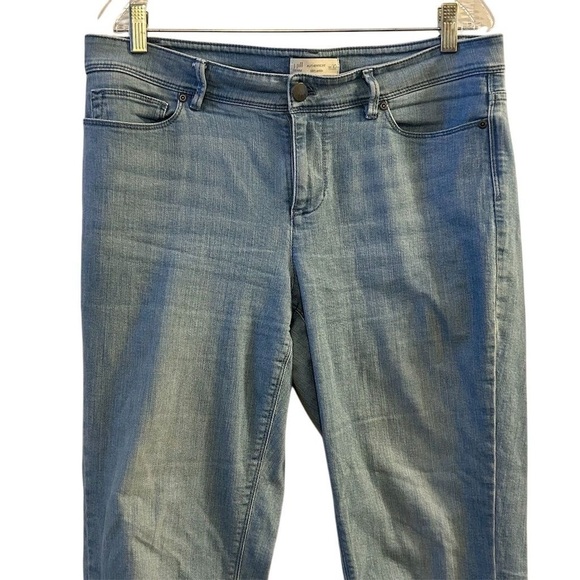 J.Jill Women's Slim Ankle Jeans Size 10 Light Wash Blue Denim Mid Rise - Picture 2 of 8